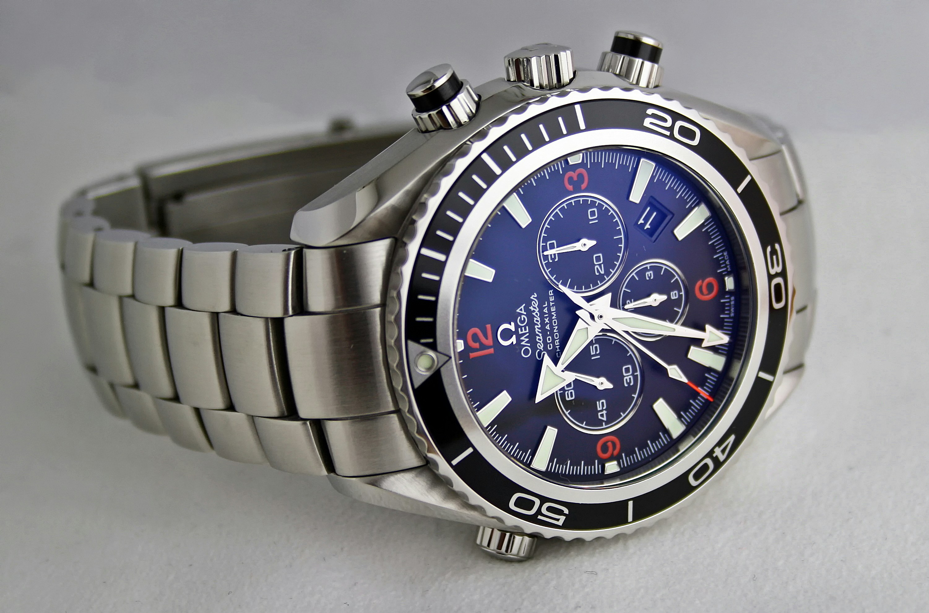Luxury wristwatch